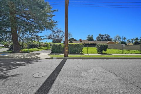 Photo of 688 E Francisquito Ave, West Covina, CA 91790 (MLS # WS26044099)