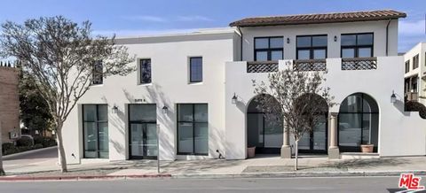 Photo of 820 Mission Street #B, South Pasadena, CA 91030 (MLS # 26639083)