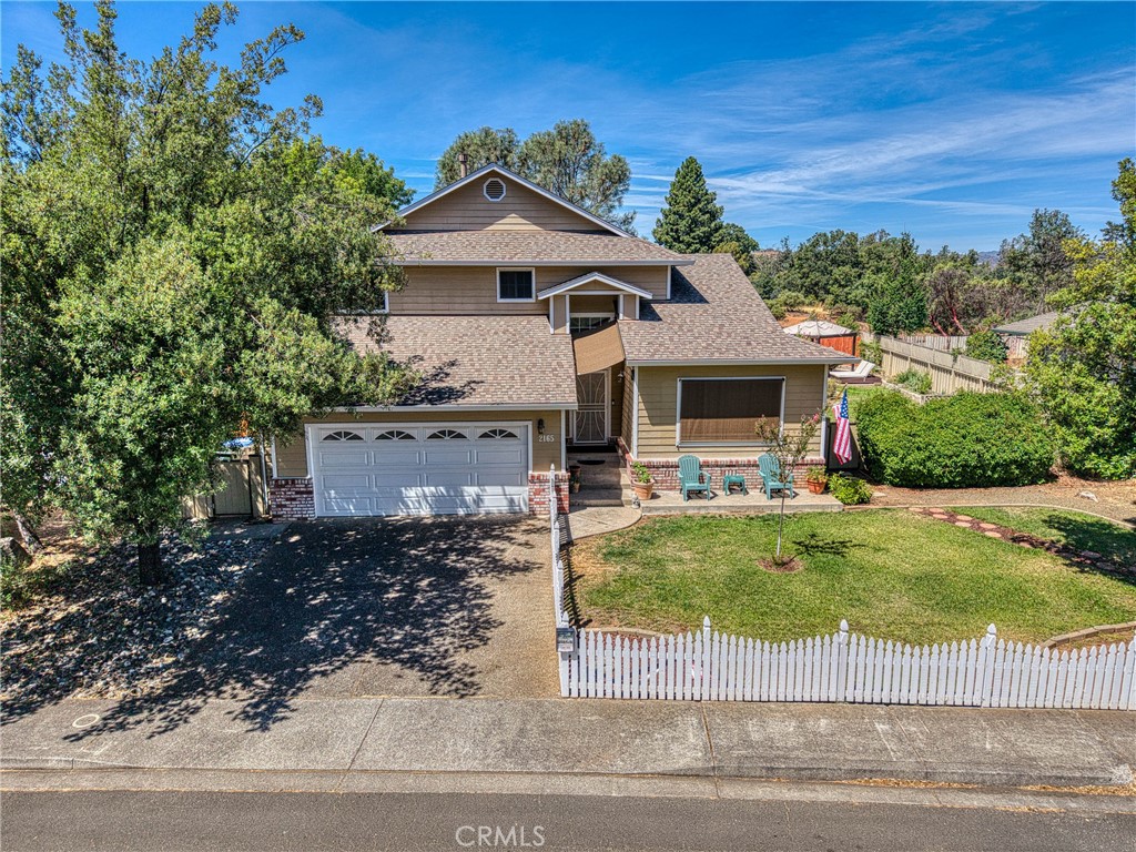 2165 Oakcrest Drive