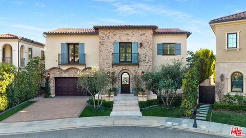 Photo of 20168 W Cromwell Way, Porter Ranch, CA 91326 (MLS # 26671245)
