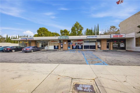 Photo of 6651 Foothill Boulevard, Tujunga, CA 91042 (MLS # GD26219604)