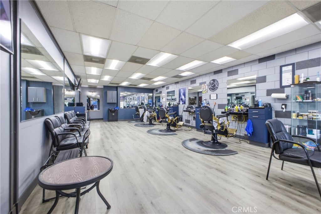 6651 Foothill Boulevard