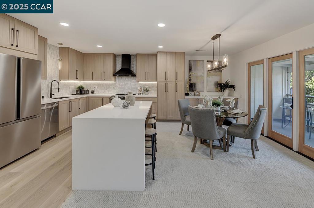 ROSSMOOR - Residential
