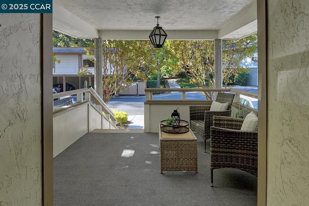 Photo of 3441 Tice Creek Dr Dr #5, Walnut Creek, CA 94595 (MLS # 41115254)