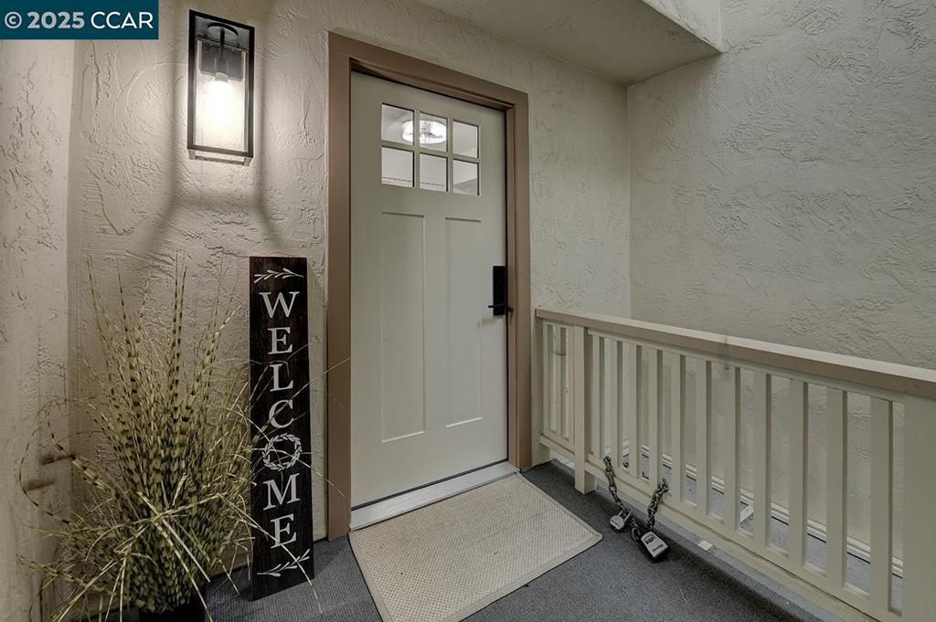 Photo of 3441 Tice Creek Dr Dr #5, Walnut Creek, CA 94595 (MLS # 41115254)