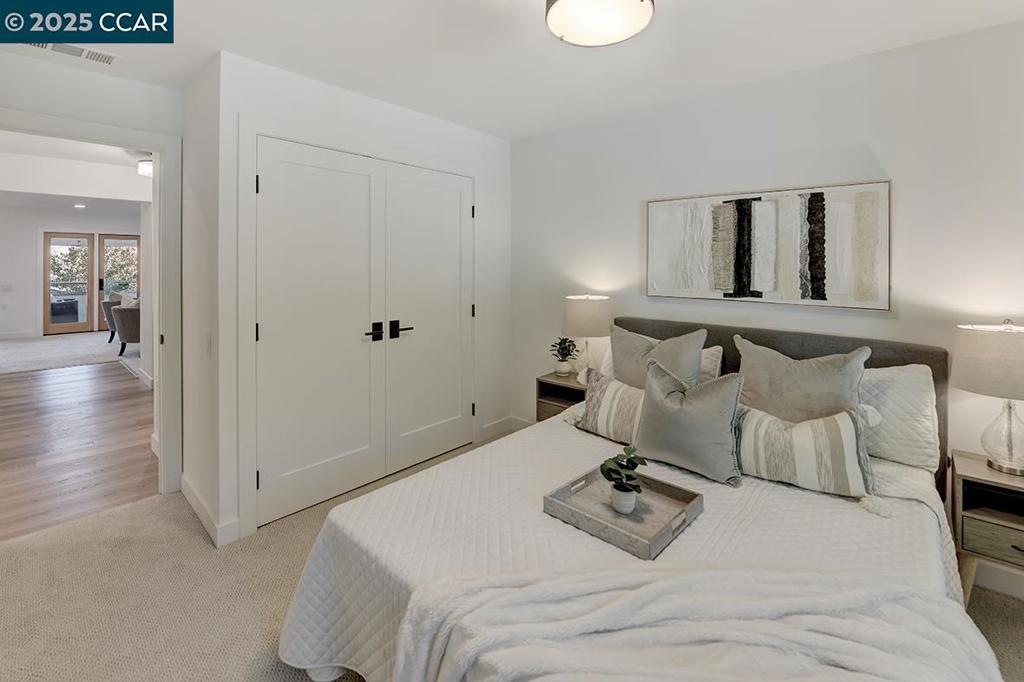 ROSSMOOR - Residential