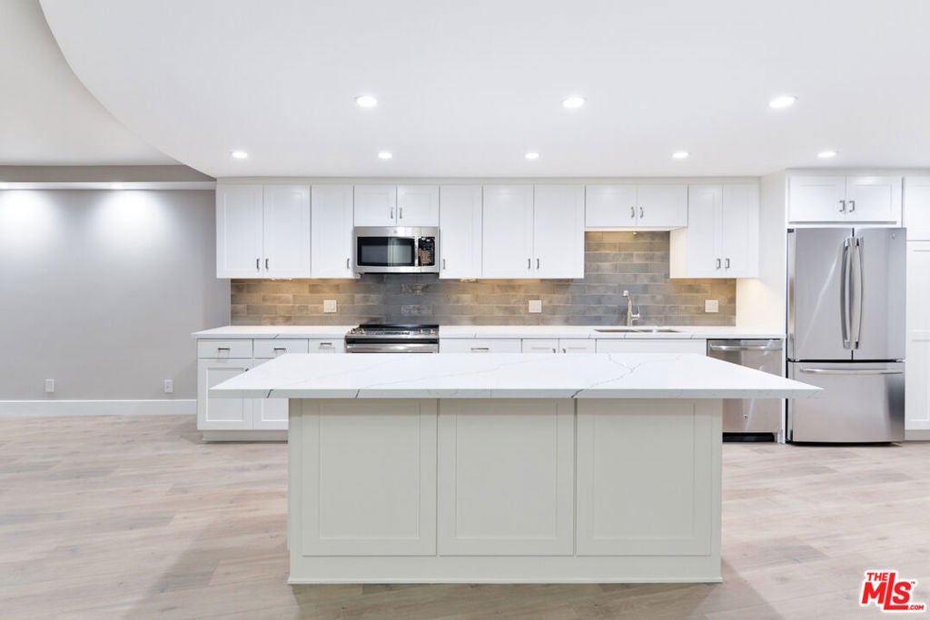 4265 Marina City Drive 415
