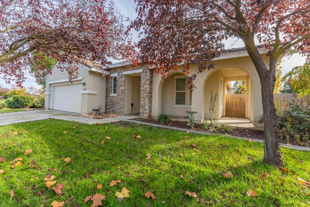 1078 Silver Spur Way