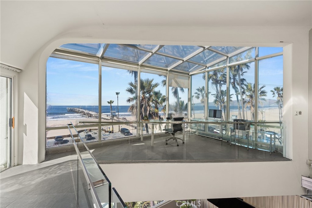 Properties 4 3111 Ocean Front Walk