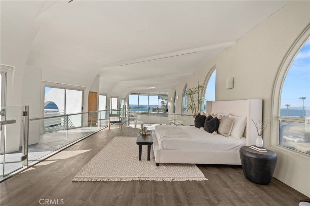 Properties 3 3111 Ocean Front Walk