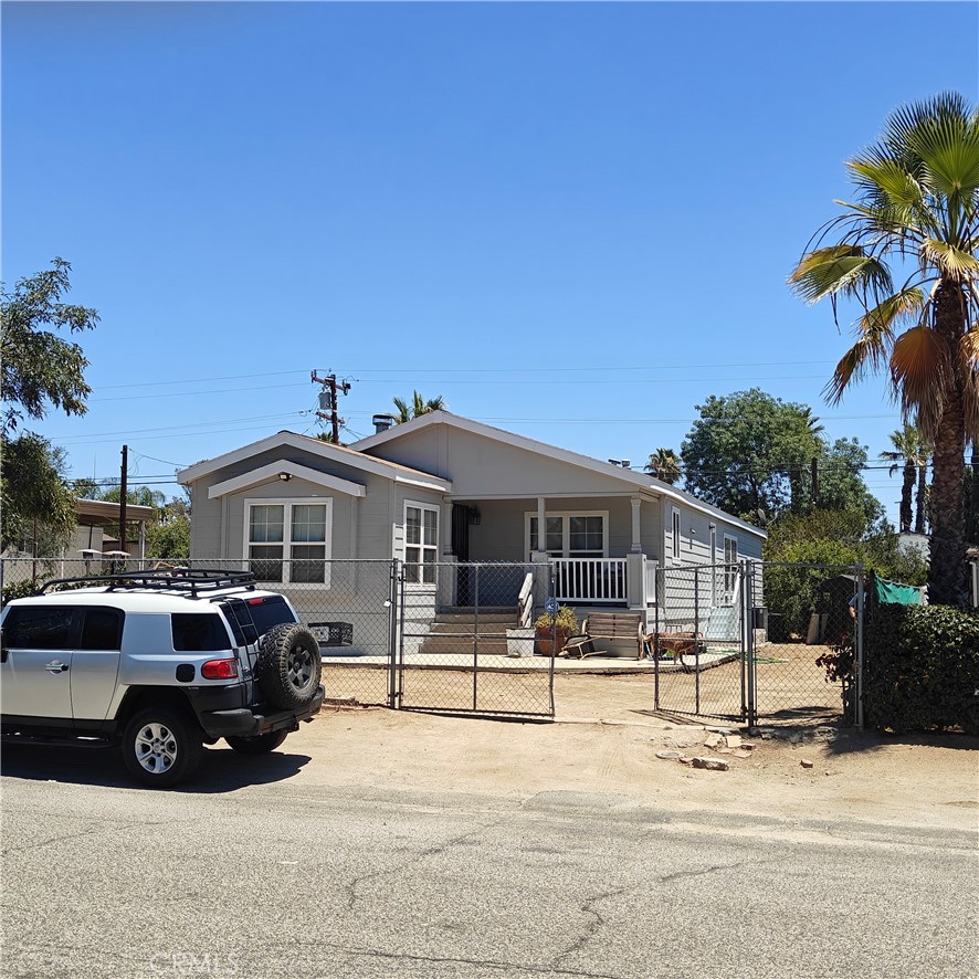 Photo 1 of 24 — 22956 La More, Perris, CA 92570