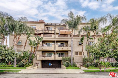 Photo of 1520 S Shenandoah Street #304, Los Angeles, CA 90035 (MLS # 26666913)