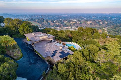  Los Altos Hills CA 94024