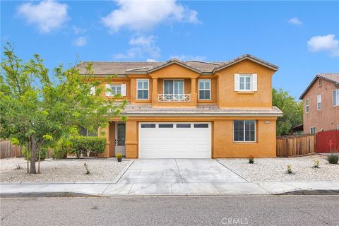 Photo of 12615 Versaille Street, Victorville, CA 92394 (MLS # HD26100814)