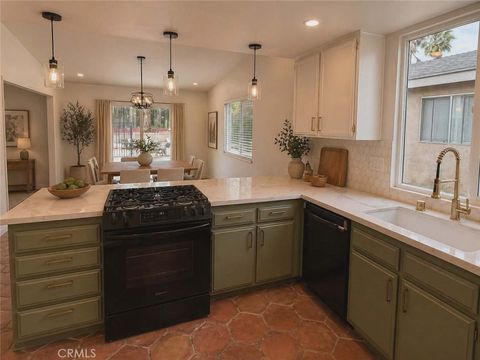 Tiny photo for 127 N Massachusetts, Lake Elsinore, CA 92530 (MLS # SW26103910)