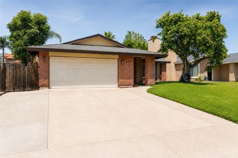 Tiny photo for 127 N Massachusetts, Lake Elsinore, CA 92530 (MLS # SW26103910)