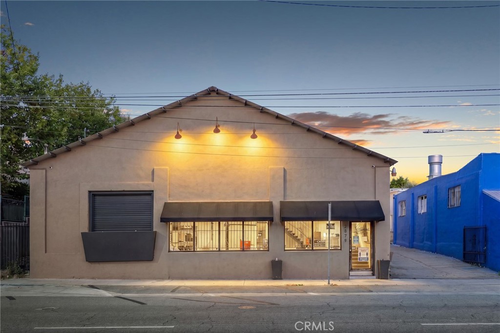 2879 Main