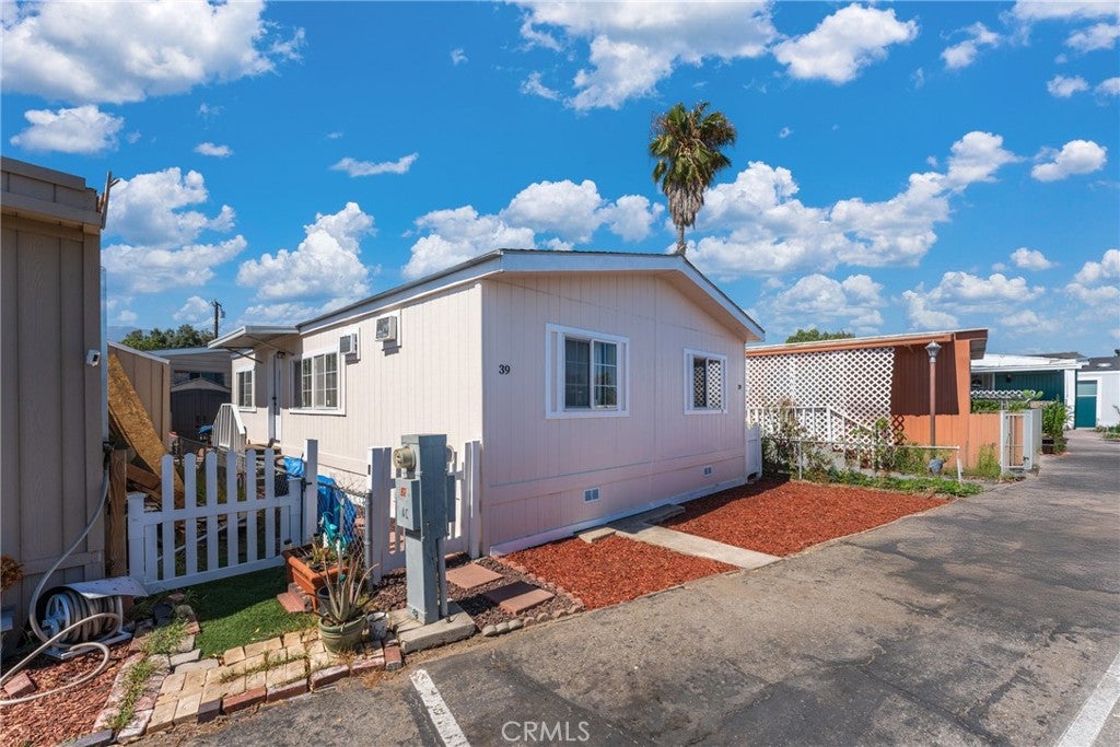 8221 Ilex Street 39