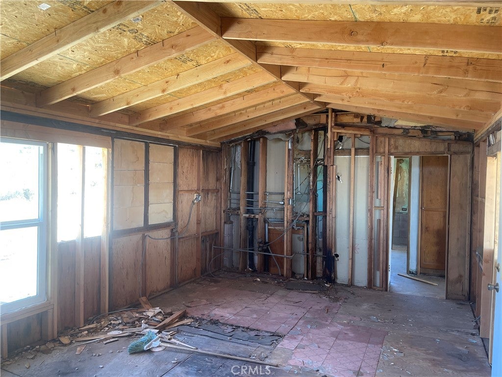 7362 Mesa Road