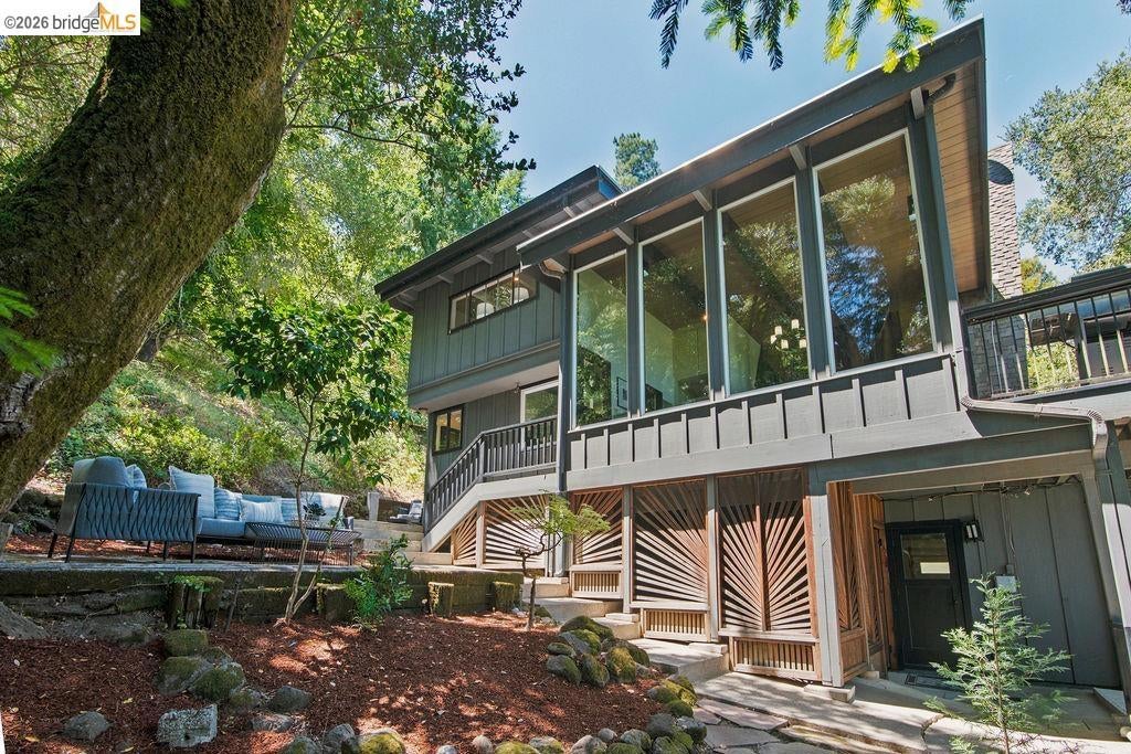 26 Fern Way Way, Orinda CA 94563