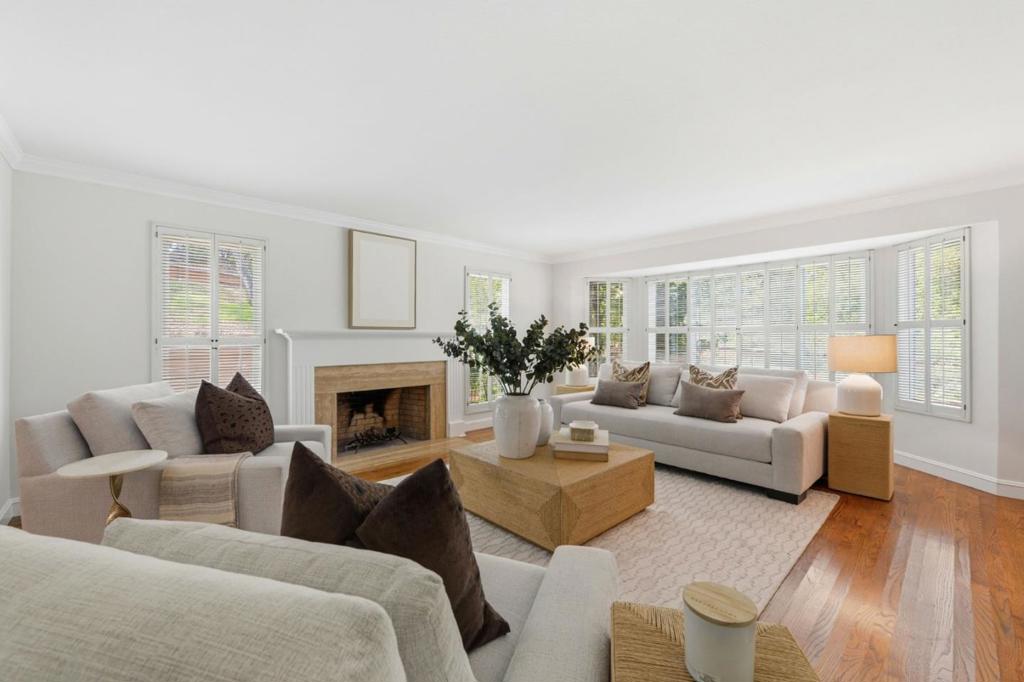 3089 Country Club Court