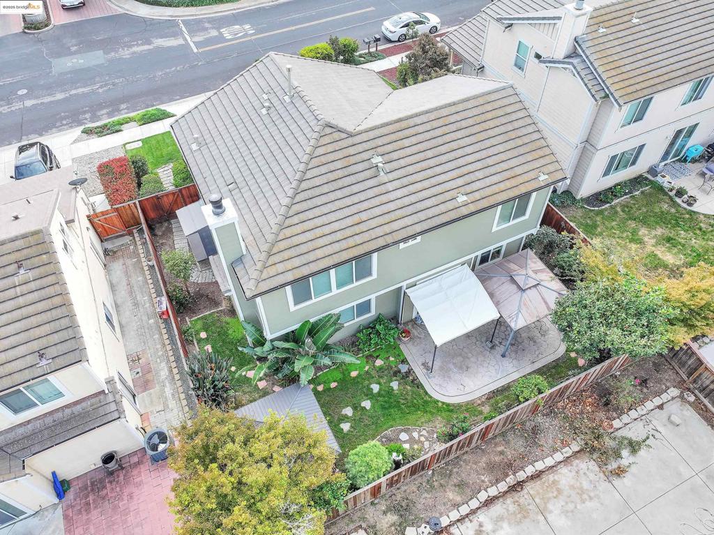 BRENTWOOD - Residential