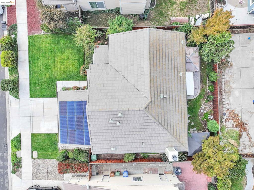 BRENTWOOD - Residential