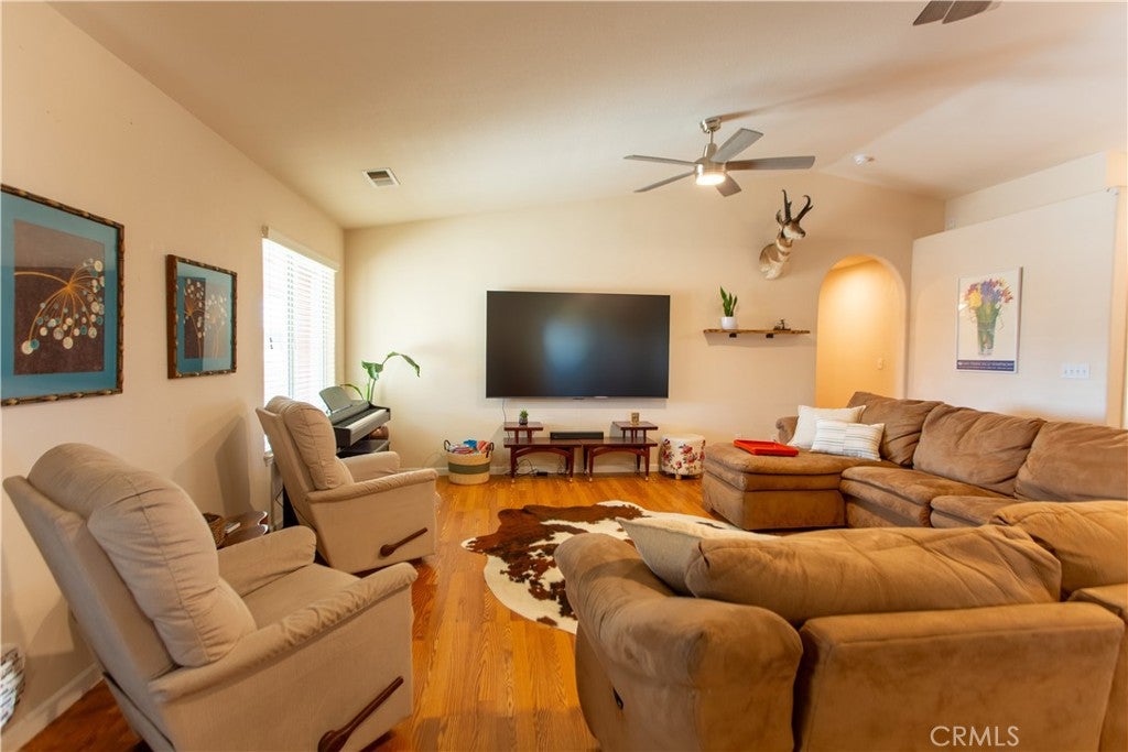 14304 Huntington