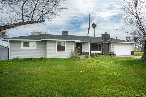 Photo of 1976 6th St, Oroville, CA 95965 (MLS # OR26044574)