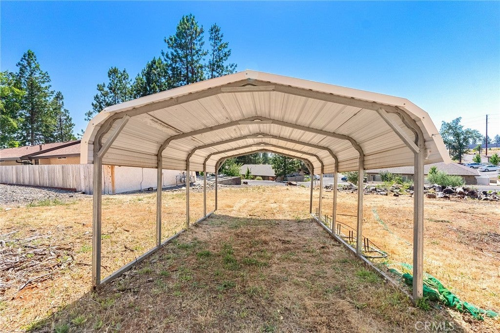 880 Elliott Road