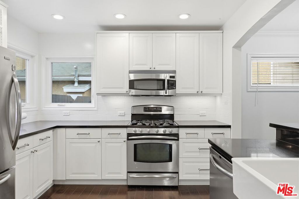 6247 Del Amo Boulevard