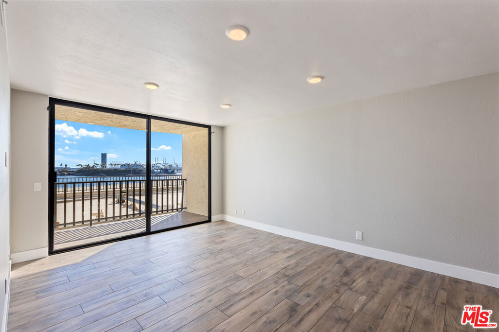 1140 E Ocean Boulevard 114