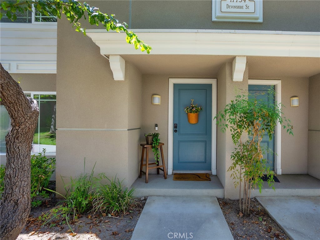 17734 Devonshire Street 7, Northridge CA 91325