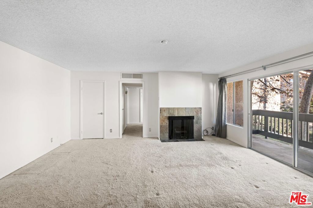 2207 Summertime Lane