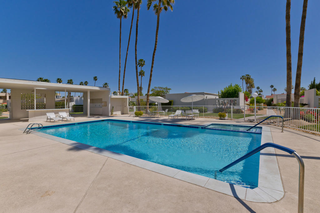 Sandcliff - Residential