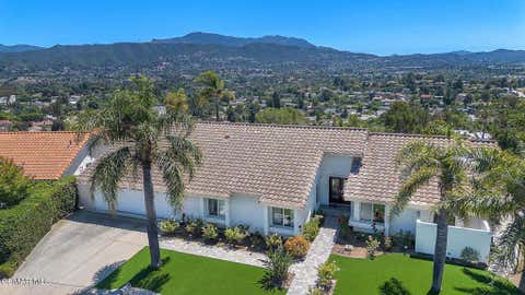 Photo of 1649 Chilco Court, Thousand Oaks, CA 91360 (MLS # 226003133)