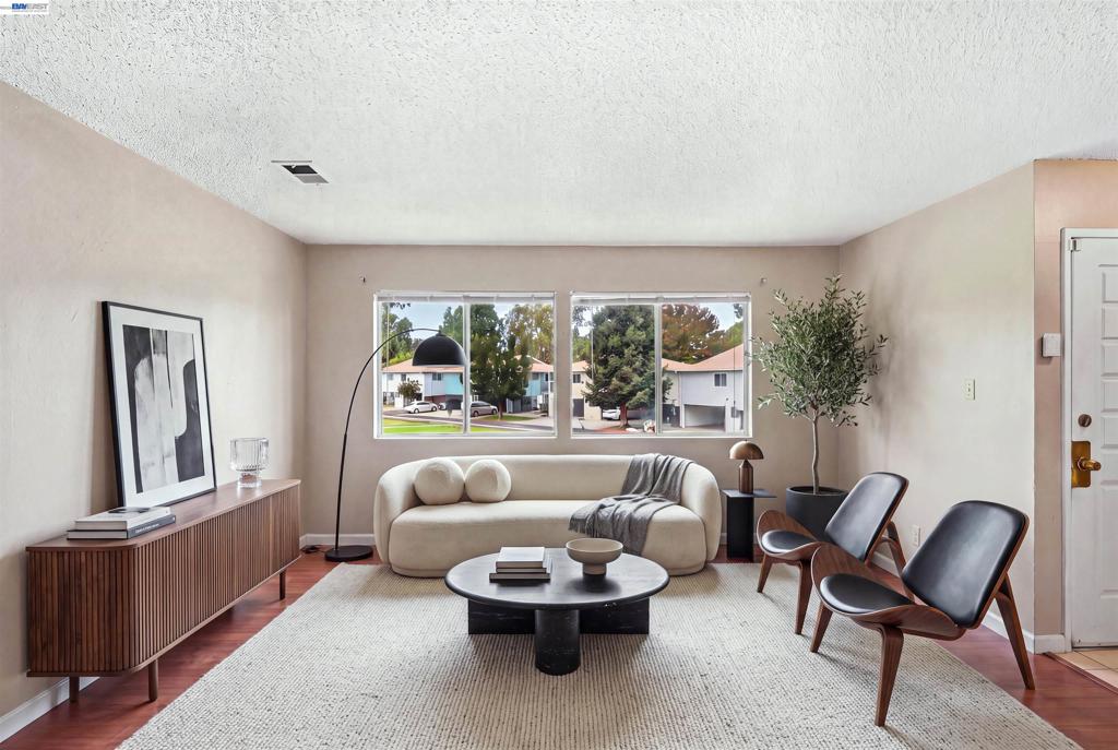 1494 Del Rio Cir D
