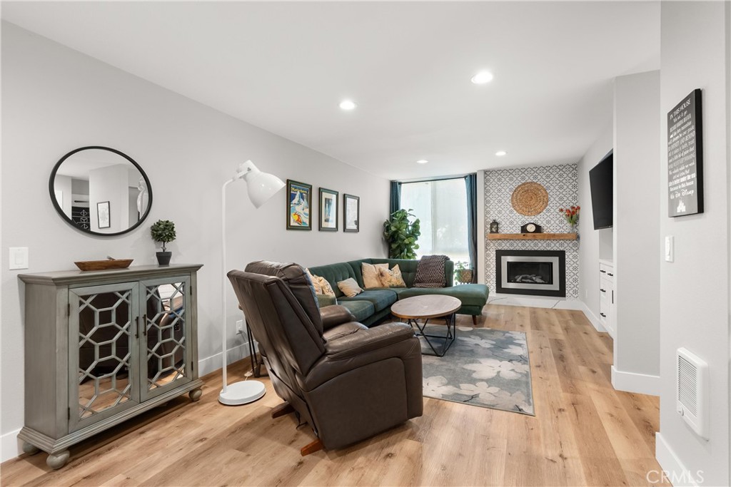3605 W Hidden Lane 101