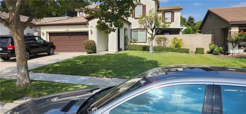 6955 Garden Rose Fontana CA 92336