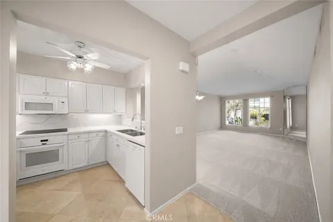 25432 Sea Bluffs Drive Unit 302, Dana Point, CA 92629 - MLS#: OC25021604