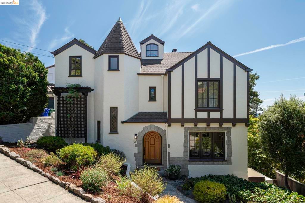 330 Wildwood Avenue