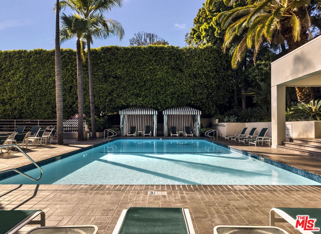 Photo of 1131 Alta Loma Road #528, West Hollywood, CA 90069 (MLS # 26653731)