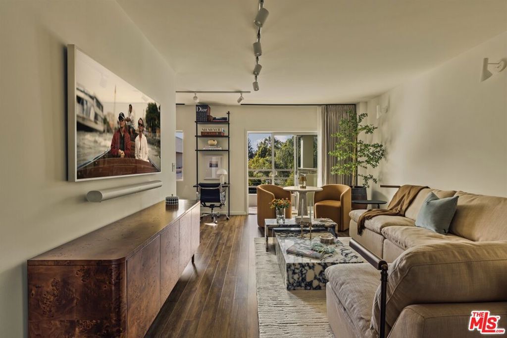 Photo of 1131 Alta Loma Road #528, West Hollywood, CA 90069 (MLS # 26653731)