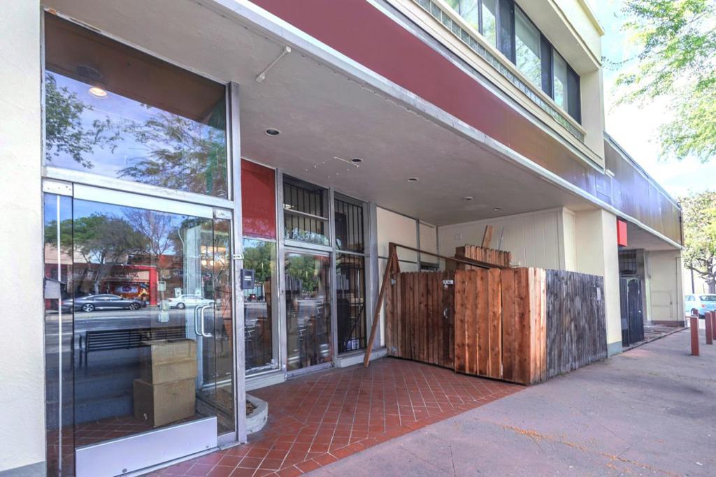726730 El Camino Real