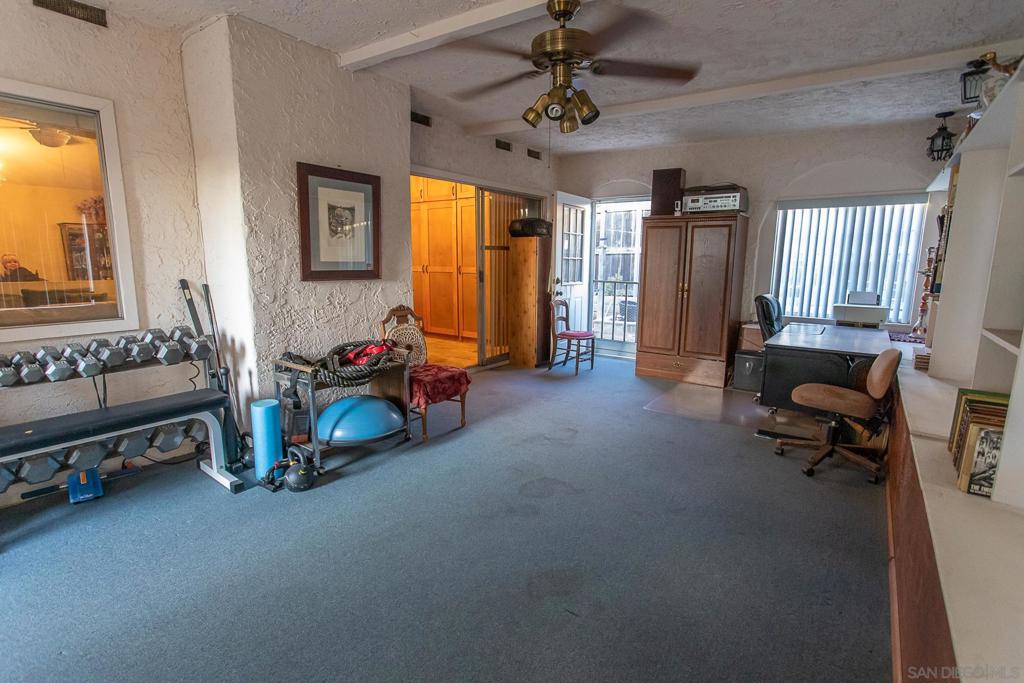 San Carlos - Residential