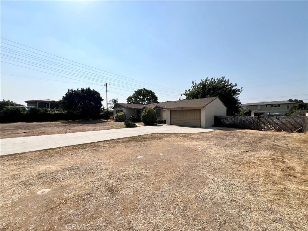8732 Orangewood Avenue