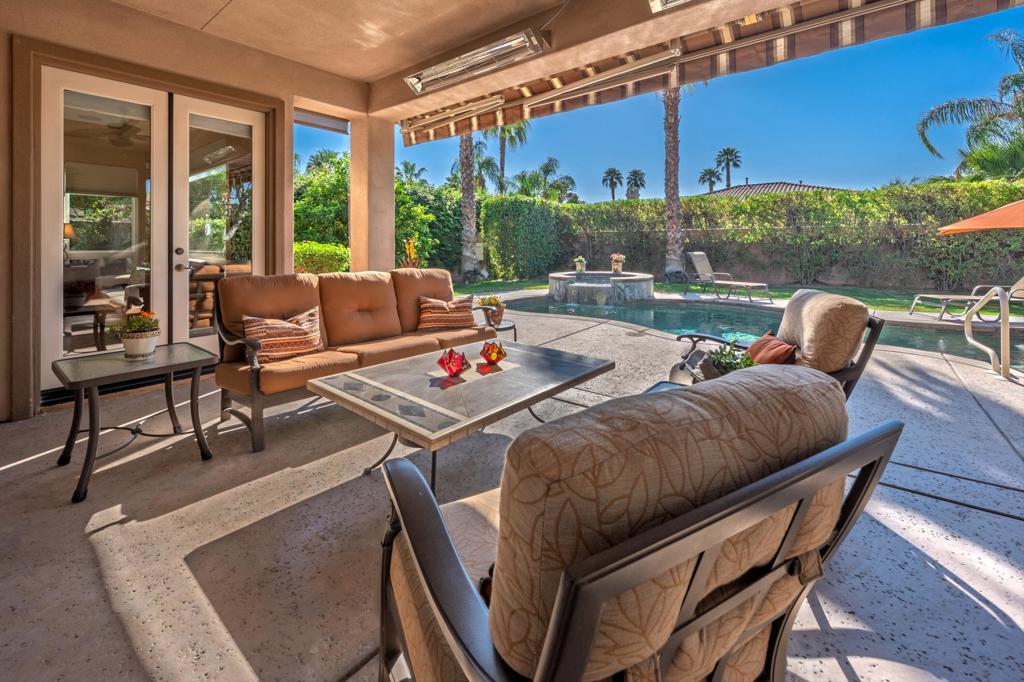 52313 Whispering Way