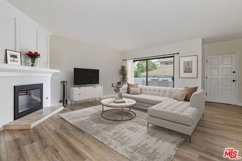 Photo of 1508 Berkeley Street #Unit B, Santa Monica, CA 90404 (MLS # 26839829)