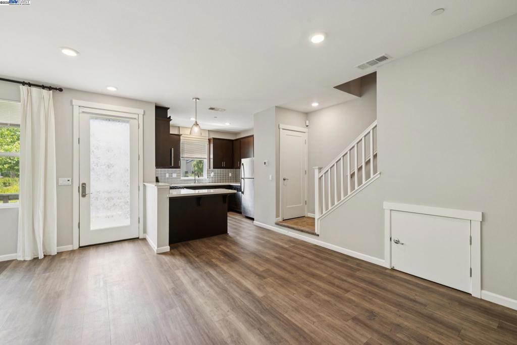 Not Listed - Residential