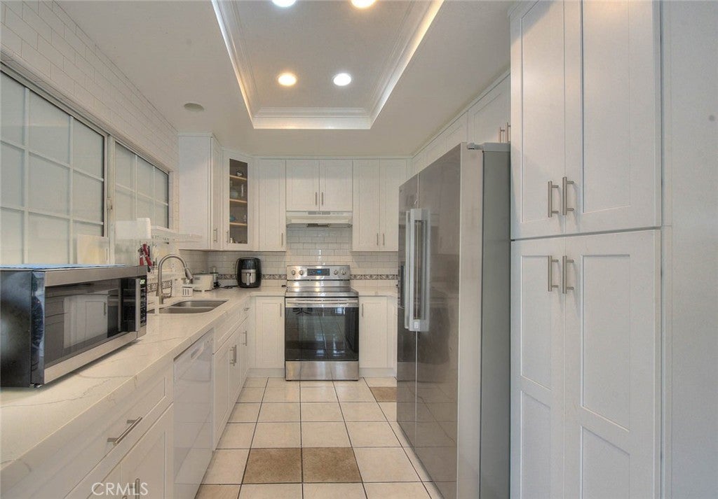 22676 Genova, Laguna Hills CA 92653 - Photo 9